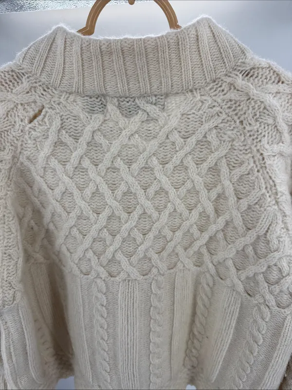 Aran Crafts Cream Cable-Texture Turtleneck zip up cropped cardigan 100% wool M - Image 3