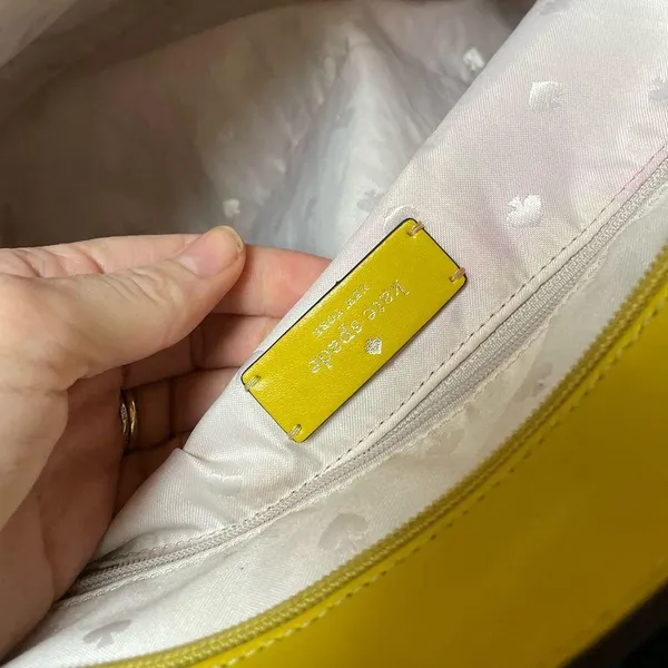 Kate Spade Emilia Large Tote Yellow chartreuse carryall travel tote leather - Image 5