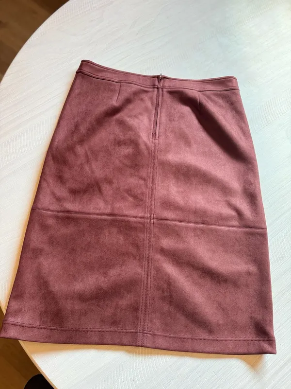 A New Day Women's Faux Suede Midi Skirt Burgundy Size XL - Image 2