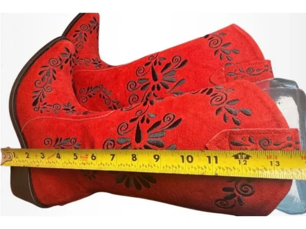 RARE Agave Sky Red Suede Embroidered Floral Western Cowgirl Boots Sz 6 Charro! - Image 9