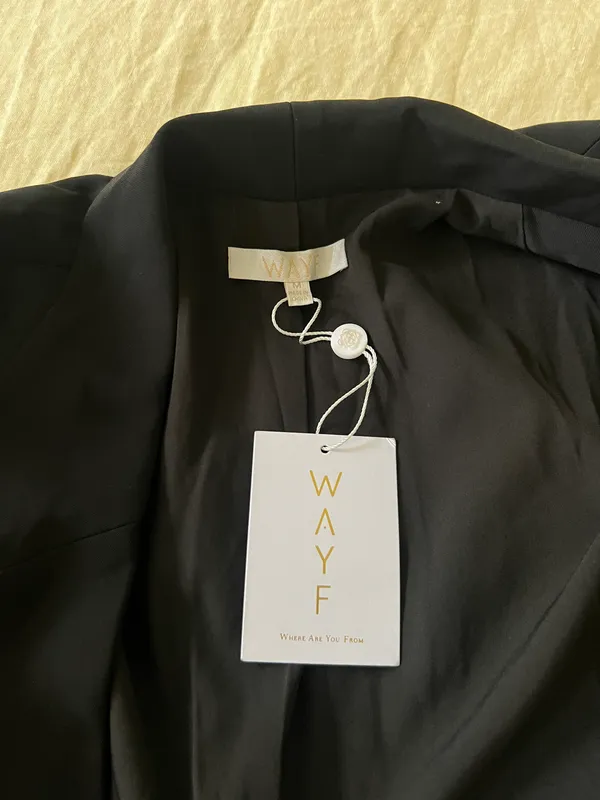 Nordstrom WAYF Black Blazer - Image 3