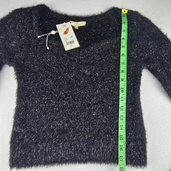 C&V Chelsea Violet NWT Black Sparkle Fuzzy Knit Long Sleeve Cropped Sweater S‎ - Image 9
