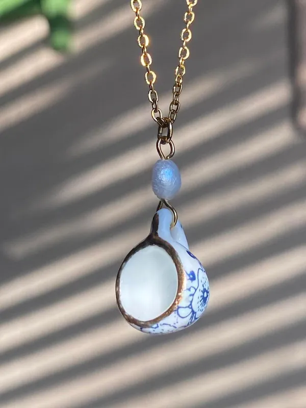 Handmade porcelain tea cup & freshwater pearl unique fun fairy antique style necklace🫖🍃🌀 - Image 2