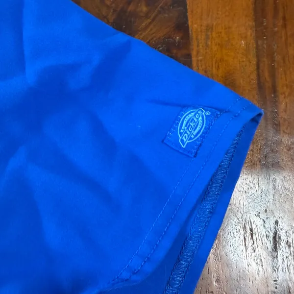 Dickies Xtreme Stretch Royal Blue V-Neck Scrub Top XL 82851 Womens - Image 7