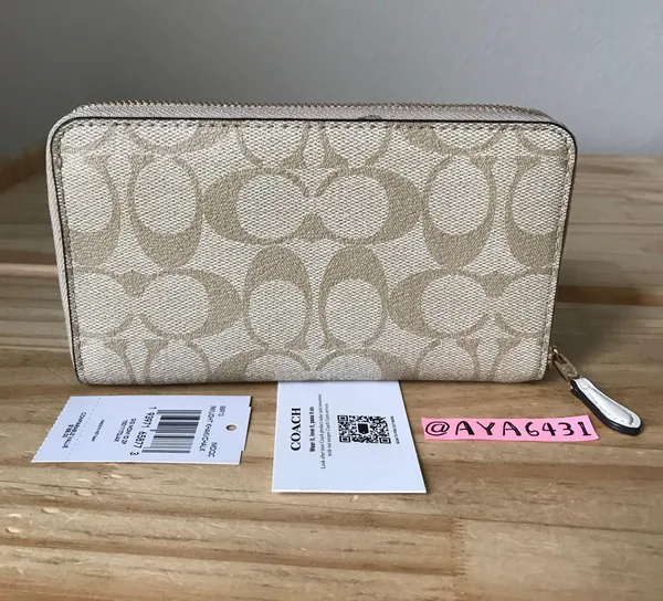 Coach Wallet - Image 2