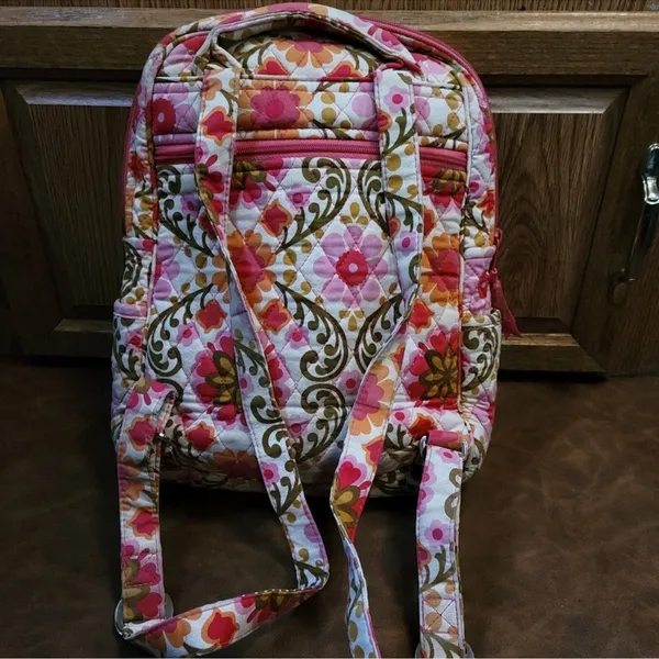 Rare Print Vera Bradley Essential Folkloric Lizzy Print Retro Quilted Backpack - Image 5