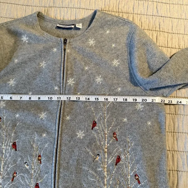 Croft & Barrow Cardigan Sz PL Full Zip Gray Cardinals Birds Holiday Winter‎ Snow - Image 5