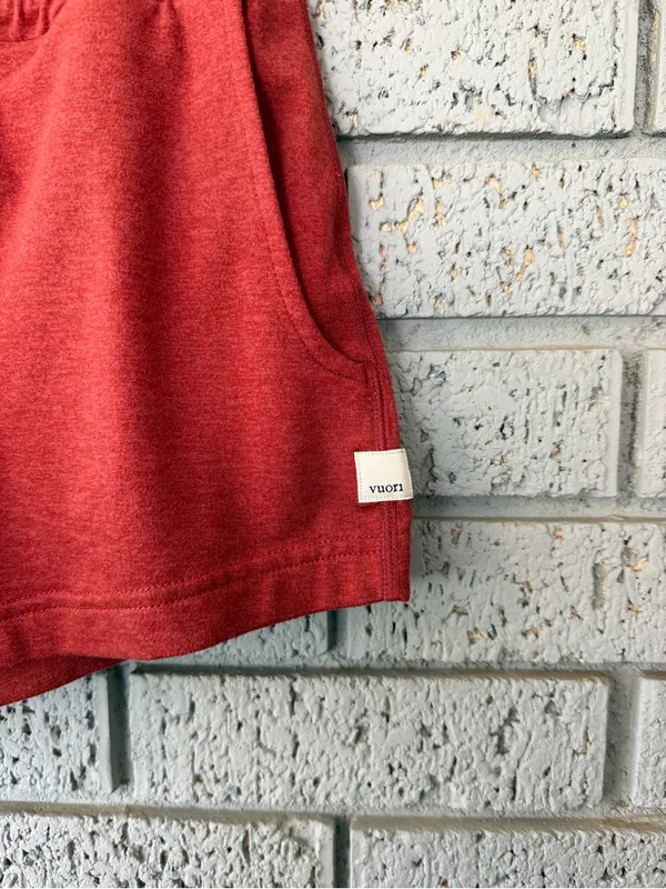 Vuori Halo Performance Shorts Heathered Red Size Small - Image 6