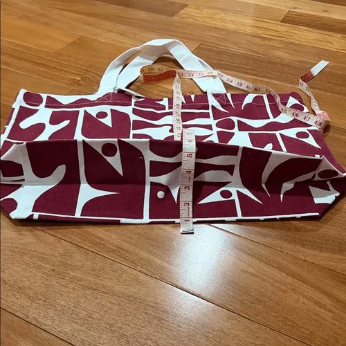 Vuori Holiday 25 Tote Bag Unisex Strawberry Red Abstract‎ Canvas Large ONS - Image 7