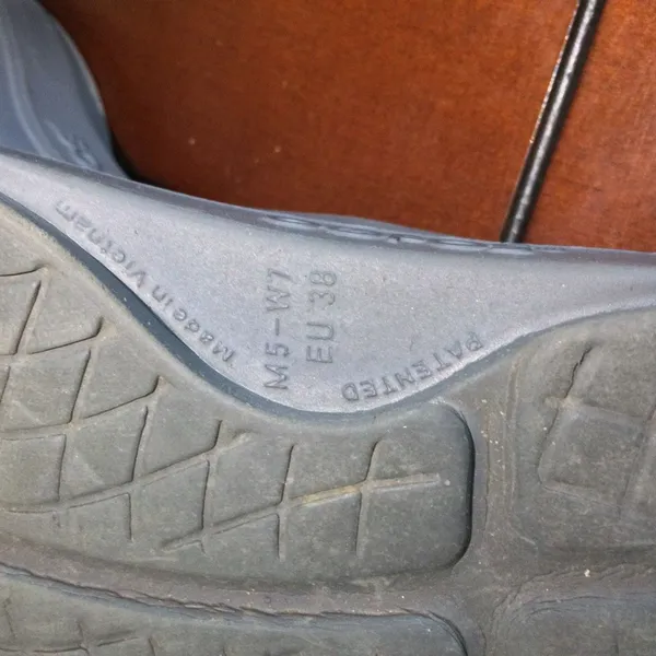 Oofos ooah gray comfort slide size 7 - Image 8