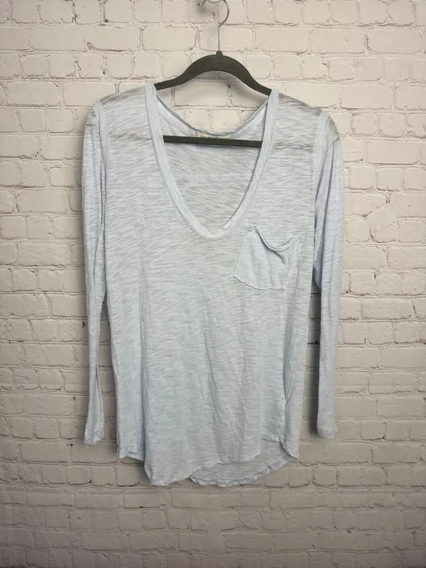 We the free XS light blue long sleeve free people coastal v neck tunic - Image 2