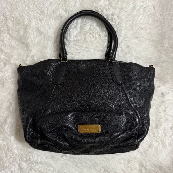 Marc by Marc Jacobs Pebbled Shoulder Bag in Black - Image 2
