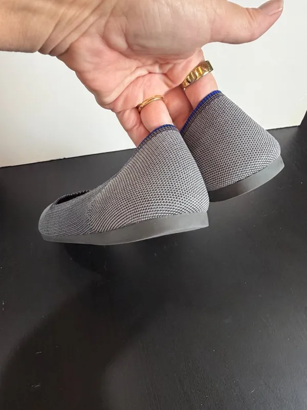 Rothy's The Point flats in grey birdseye knit pattern with blue details Size 10 - Image 7
