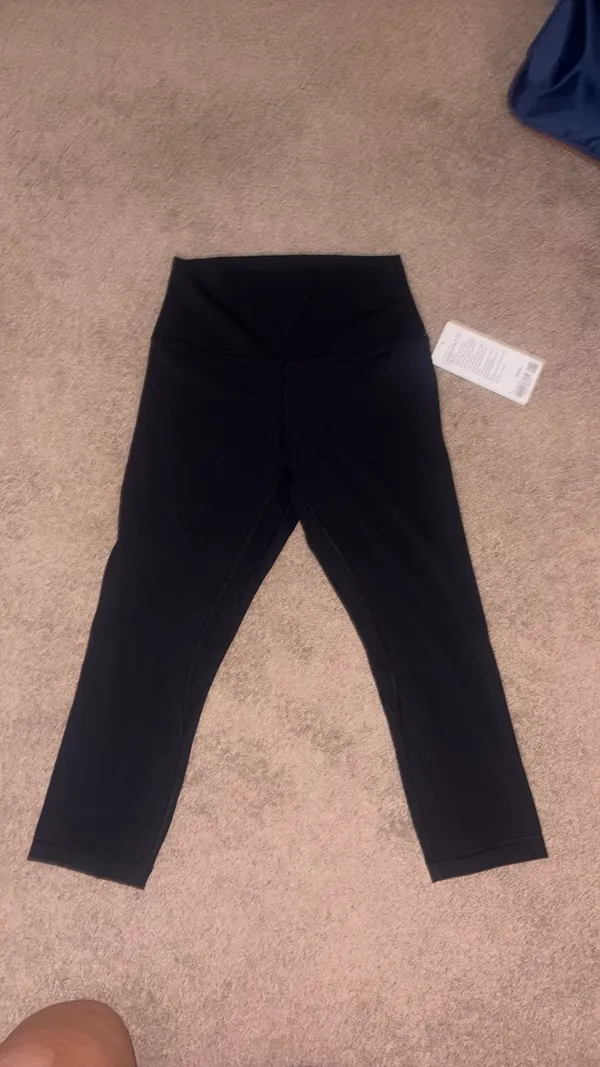 Lululemon Crop Leggings - Image 2