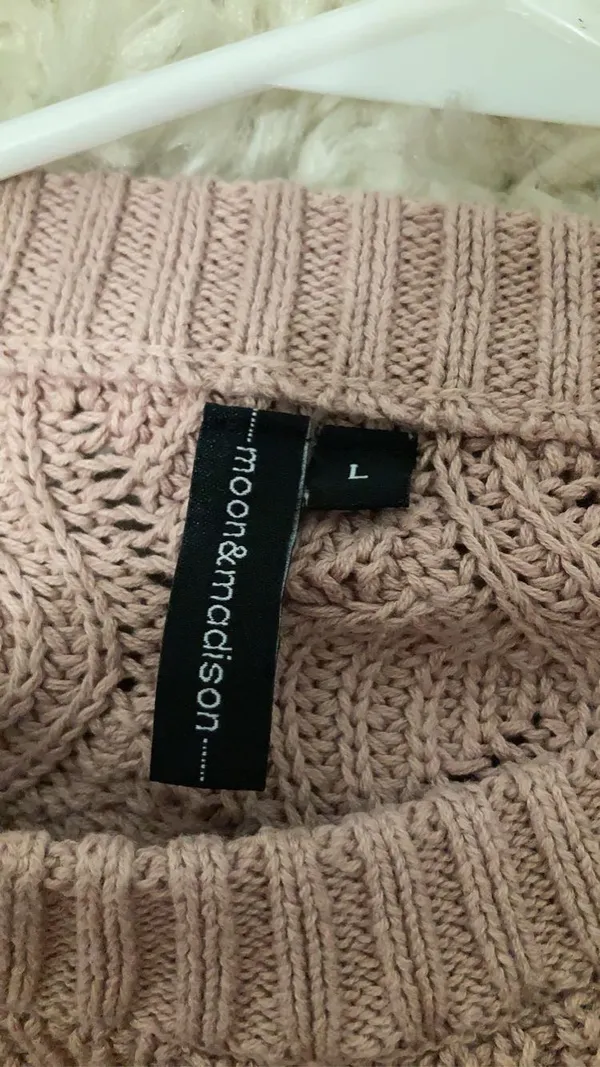 Moon & Madison Blush Sweater - Image 3