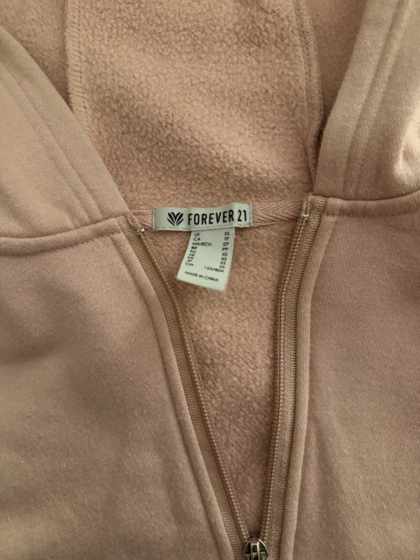 PacSun Cropped sweatshirt - Image 2