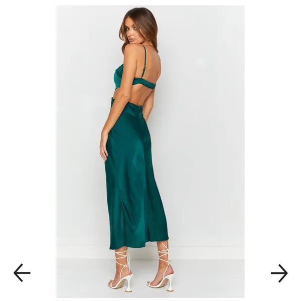 Beginning boutique forgiveness cut out satin dress in emerald - Image 13