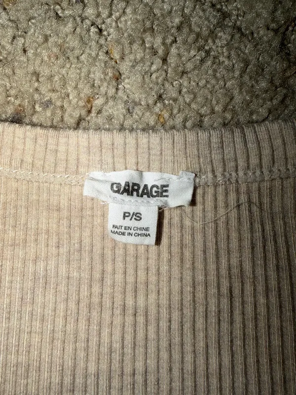Garage Top - Image 2