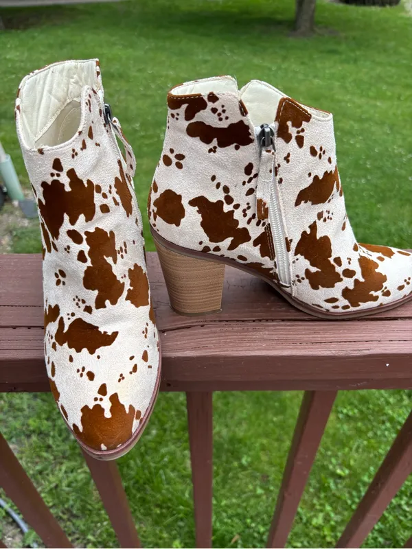Maurices Brown and White Cowhide-Print Ankle Boots - Image 6