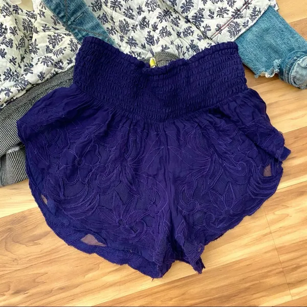 Free People Shorts - Image 3