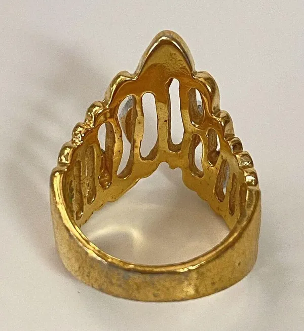 Vintage Tiara Or Crown Shape Ring Gold Plated Size 7 - Image 5