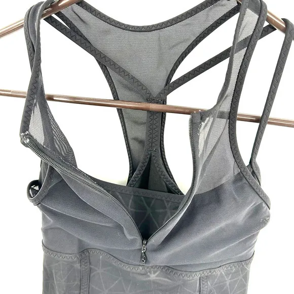 Lululemon‎ size 4 Fresh in Mesh black bra tank luxtreme mesh black silver - Image 4