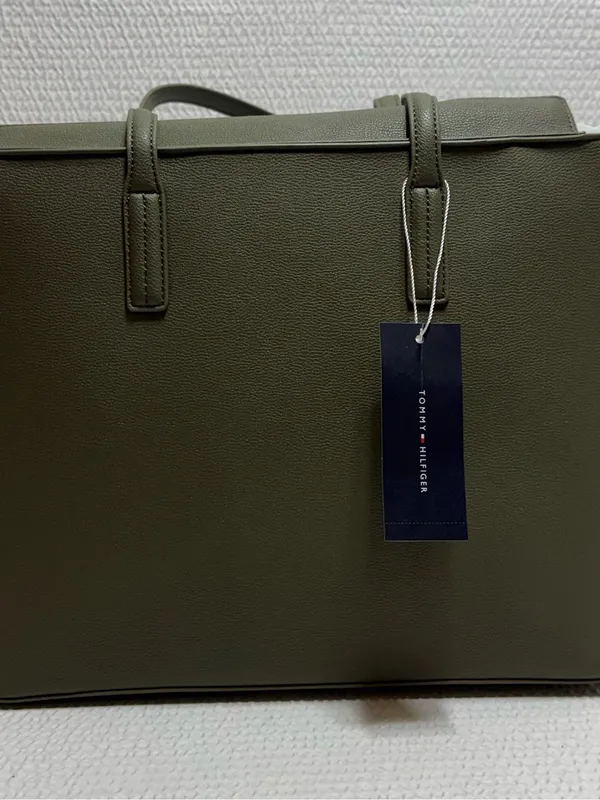 Tommy Hilfiger Olive Green Leather Tote Bag - Image 3