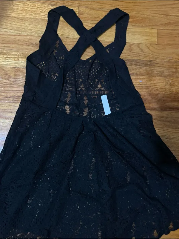 Zinke Blake Lace Cover-Up Dress - Image 6