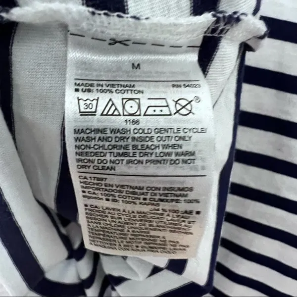 Old Navy Women's Short Sleeve Striped Graphic Tee Sz M - Image 4