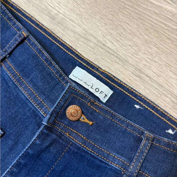•LOFT• THE SLIM FLARE JEANS - Image 4