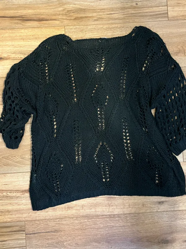 Open-Knit Scoop Neck Sweater in Black - Image 5