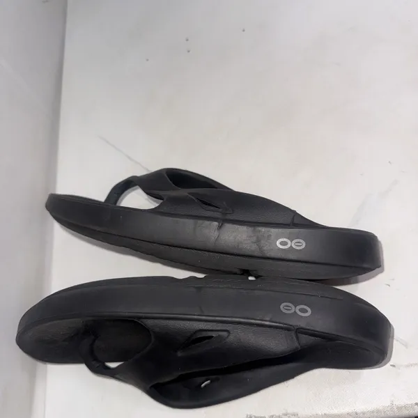 OOFOS Ooriginal Recovery Black Sandals Thong Flip Flops Women's Size 9 Men's 7 - Image 6