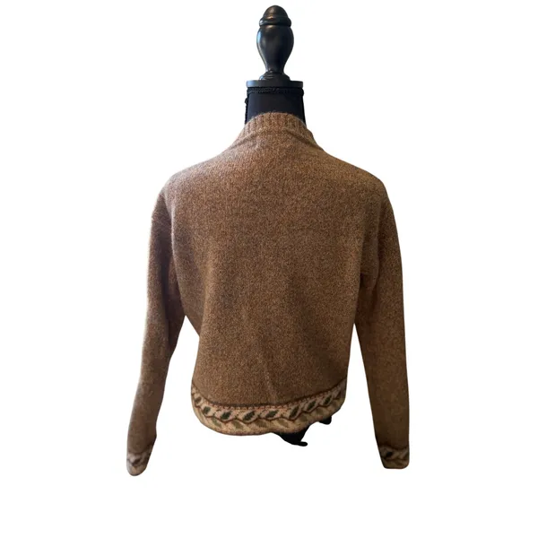 Vintage Woolrich Women's S 100% Wool V-Neck Sweater Made in Japan Floral Trim - Image 6