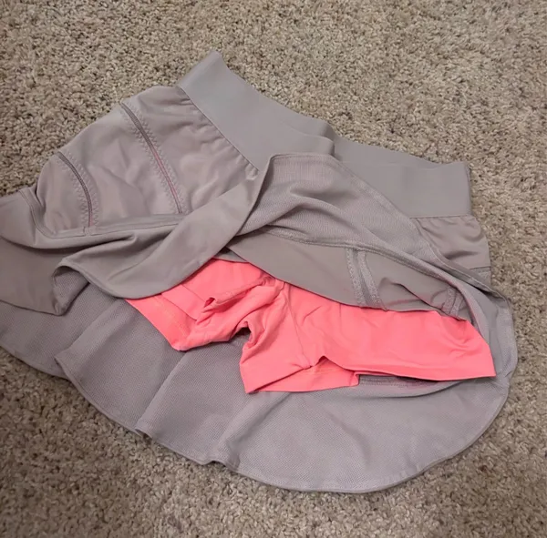 Adidas Women’s tennis skirt - Image 3