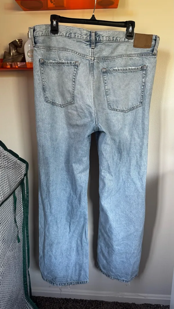 Aeropostale Low-Rise Jeans - Image 2
