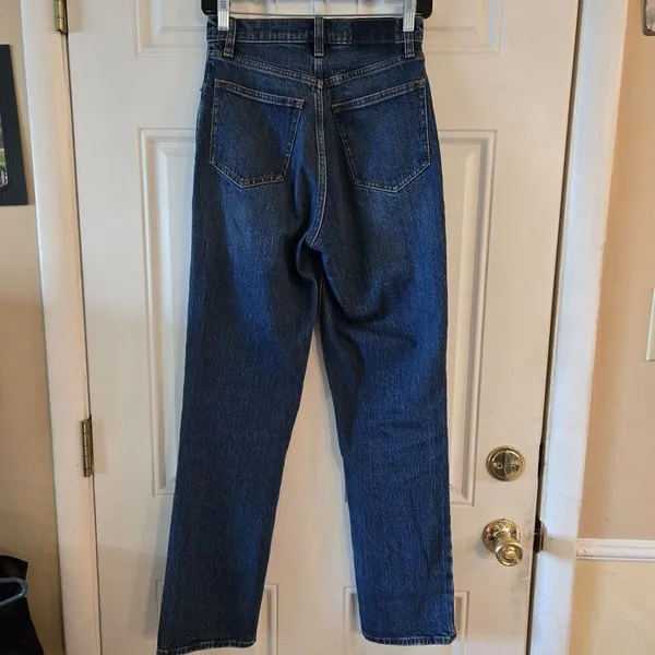 Abercrombie & Fitch 90’s Straight Ultra High Rise Size 25 / 0 R Distressed Jeans - Image 2