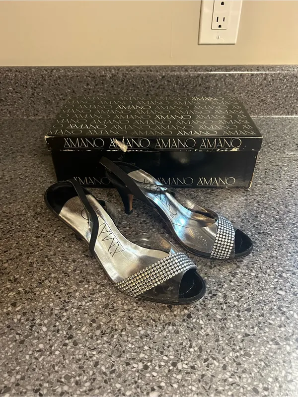 Vintage Amano Women's Silver Slingback Peep-Toe Heels with Crystal Accent - Image 2