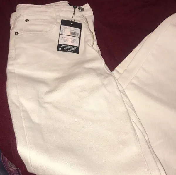 Missguided White Riot Denim Jogger Jeans - Image 2