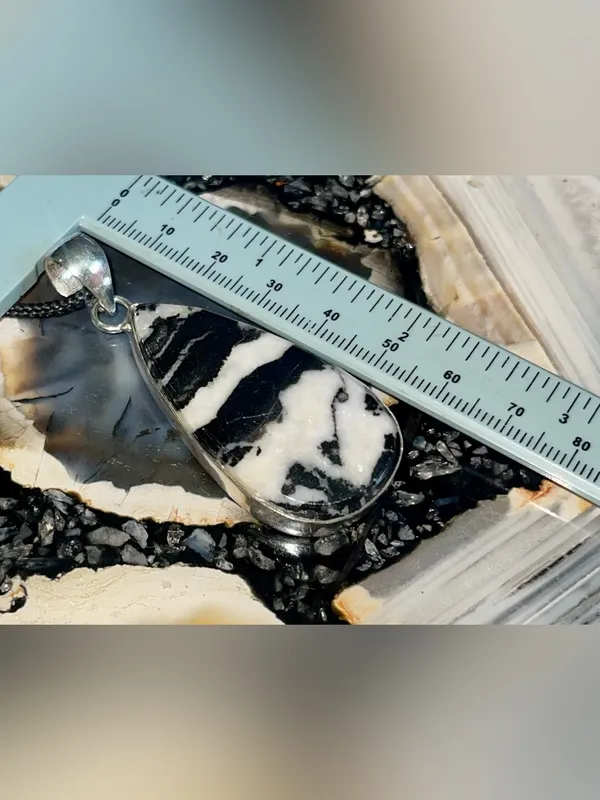 White Buffalo Turquoise Crystal Pendant 2 1/2” - Image 15