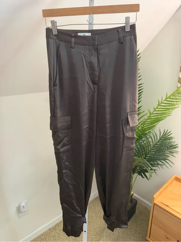 Babaton Aritzia Satin Cargo Pants Olive Green/brown High Rise 2 - Image 3