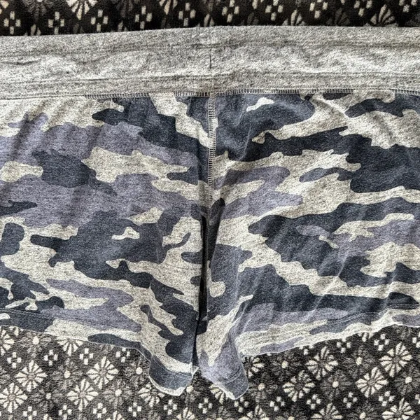 Nike camo cotton shorts - Image 4