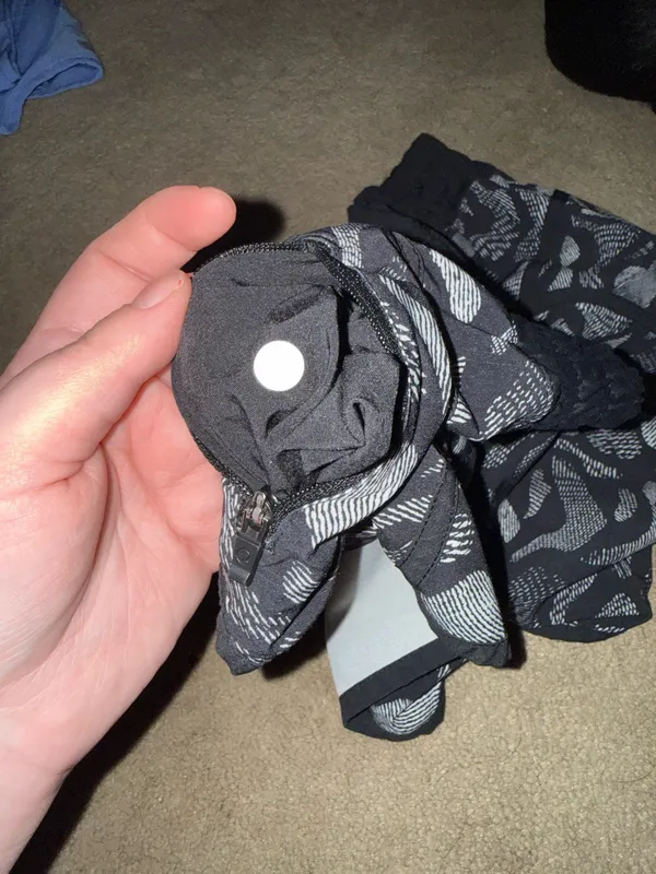 Lululemon shorts - Image 3