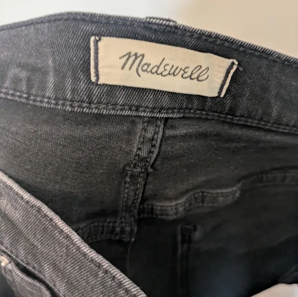 Madewell High-Rise Denim Shorts Lunar Wash Black 26 - Image 4
