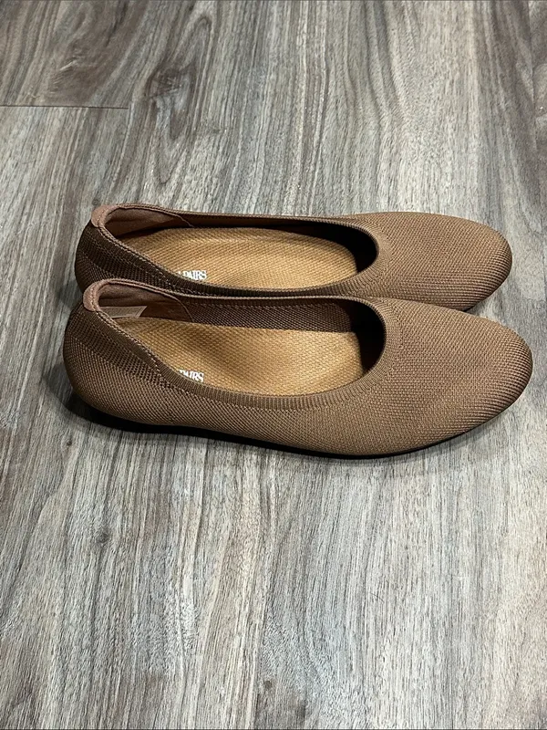 Dream Pairs Tan Round-Toe Ballet Flats - Image 5