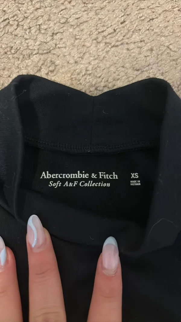 Abercrombie Black Bodysuit - Image 3
