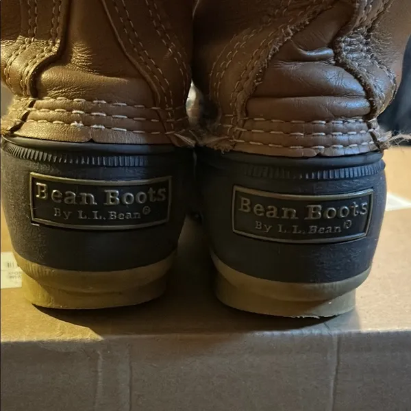 L.L. Bean Women's Brown and Tan Winter Boots - Image 5