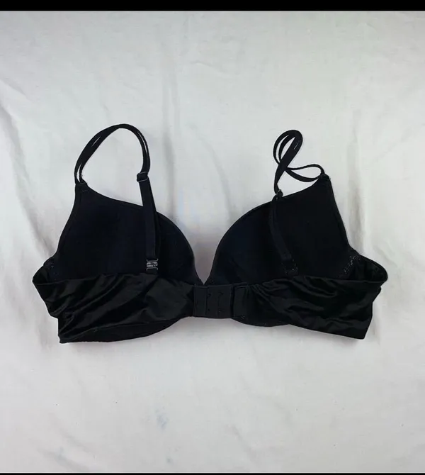 Victoria's Secret Bra - Image 3