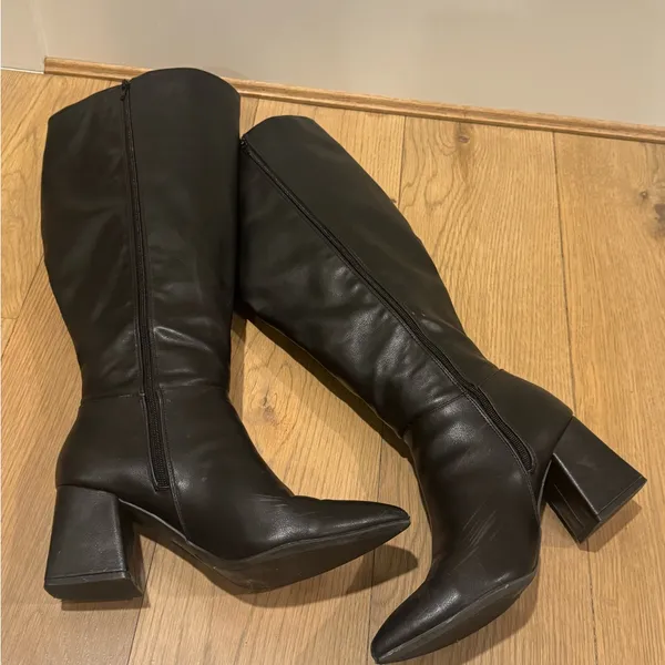 🍁 Journee Landree Wide Calf Black Heeled Boots, Size 11 - Image 12