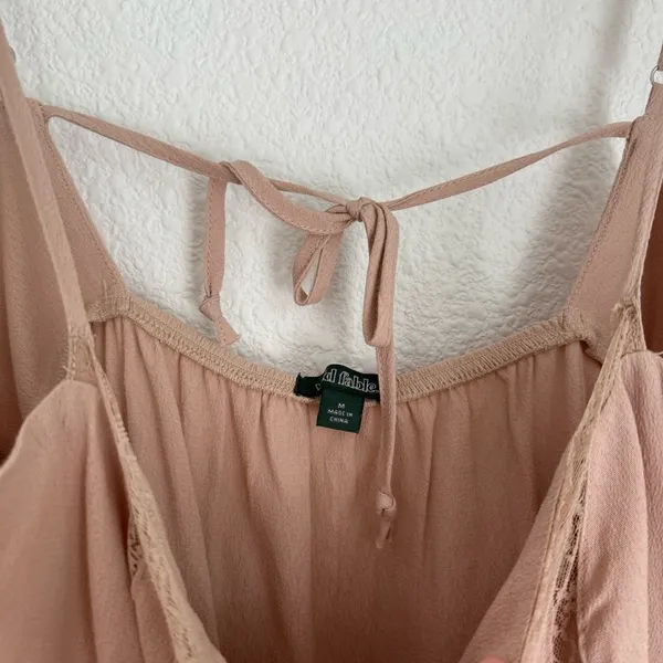Wild Fable light ballet pink babydoll tank top cami lace button down size M - Image 3