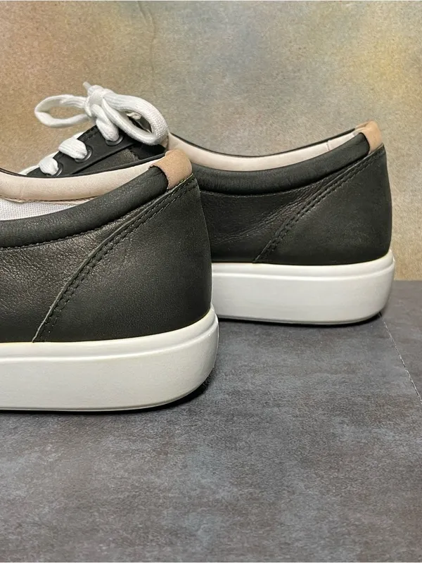 Ecco Soft 7 Women's Deep Green Leather Sneakers Size 10 - Image 11